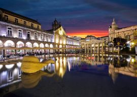 Lais Puzzle - Bars und Cafés in der Innenstadt von Braga, Portugal - 1.000 Teile