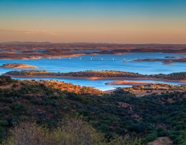Lais Puzzle - Portugal, Monsaraz. Blick von den Festungsmauern auf den Fluss Guadiana bei Sonnenuntergang - 40, 100, 200, 500, 1.000 & 2.000 Teile