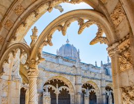 Lais Puzzle - Innenhof Kreuzgang Kloster der Hieronymiten Mosteiro dos Jerónimos Belem Lissabon, Portugal Juwel portugiesischer Baukunst - 40, 100, 200, 500, 1.000 & 2.000 Teile