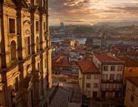 Lais Puzzle - Schöne und bunte Straßen von Porto in der Nähe des Rio Douro - 40, 100, 200, 500, 1.000 & 2.000 Teile