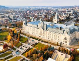 Lais Puzzle - Drohnenaufnahme des Kulturpalastes in Iasi, Rumänien - 40, 100, 200, 500, 1.000 & 2.000 Teile