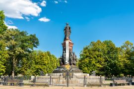 Lais Puzzle - Denkmal von Katharina II. der Großen in Krasnodar, Russland - 2.000 Teile