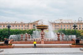 Lais Puzzle - Brunnen auf dem Leninplatz in Chabarowsk, Russland - 2.000 Teile