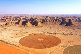 Lais Puzzle - Luftaufnahme eines felsigen Berges in Riyadh, Saudi-Arabien - 2.000 Teile