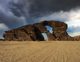 Lais Puzzle - Wunderschöne Felsformationen in der Wüste bei Al Ula, Saudi-Arabien - 40, 100, 200, 500, 1.000 & 2.000 Teile