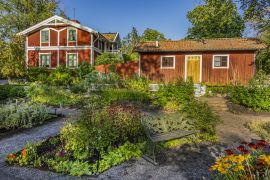 Lais Puzzle - Traditionelle Architektur eines alten schwedischen Gebäudes auf der Insel Djurgarden, einem historischen Erholungsgebiet. Stockholm, Schweden - 2.000 Teile