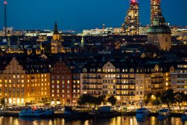 Lais Puzzle - Nora-Torben-Wolkenkratzer über der Skyline von Kungsholmen in Stockholm, Schweden - 2.000 Teile