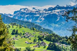 Lais Puzzle - Schweiz, Dorf Beatenberg und Alpenansicht - 2.000 Teile