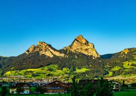 Lais Puzzle - Blick auf die Kleinen und Grossen Mythen - Schweizer Schwyzer Alpen in der Schweiz - 1.000 Teile