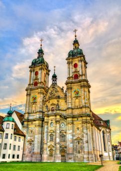 Lais Puzzle - Die Kathedrale der Abtei St. Gallen in St. Gallen. UNESCO-Welterbe in der Schweiz - 1.000 Teile