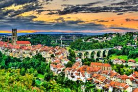 Lais Puzzle - Stadtbild von Fribourg in der Schweiz - 2.000 Teile