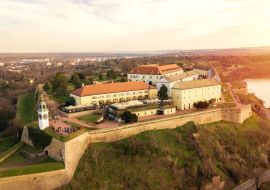 Lais Puzzle - Schöne Drohnenaufnahme einer Festung in Novi Sad Serbien - 1.000 Teile