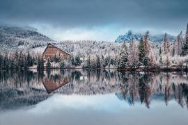Lais Puzzle - Erster Schnee am Strbske pleso, Slowakei. Winter-Natur, Weihnachts-Szenerie - 2.000 Teile