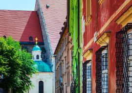 Lais Puzzle - Ansicht eines antiken Gebäudes in der Altstadt von Bratislava, Slowakei - 1.000 Teile