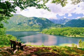 Lais Puzzle - Bank am Bohinjer See in Slowenien - 2.000 Teile