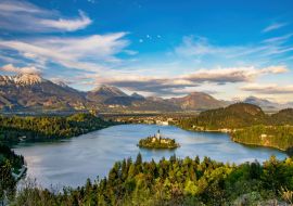 Lais Puzzle - Panoramablick auf den Bleder See vom Berg Ojstrica, Slowenien - 1.000 Teile