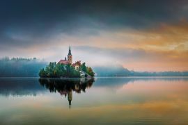 Lais Puzzle - Kloster am Bleder See, Slowenien - 2.000 Teile