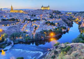 Lais Puzzle - Toledo in der Abenddämmerung mit der malerischen Biegung des Flusses Tajo - 1.000 Teile