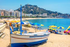 Lais Puzzle - Strand von Blanes. Costa Brava, Katalonien, Spanien - 2.000 Teile