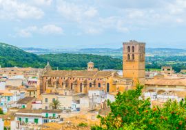 Lais Puzzle - Luftaufnahme von Felanitx mit der Kirche Sant Miguel, Mallorca, Spanien - 1.000 Teile