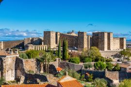 Lais Puzzle - Burg Trujillo. Ehemalige arabische Alcazaba. In Trujillo, Extramadura, Spanien - 2.000 Teile