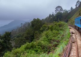 Lais Puzzle - Zug von Nuwara Eliya nach Ella, Sri Lanka - 1.000 Teile