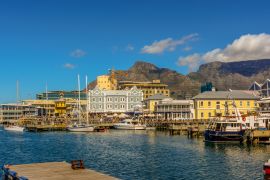 Lais Puzzle - Tafelberg, Kapstadt, Südafrika, von der V&A Waterfront aus gesehen - 2.000 Teile