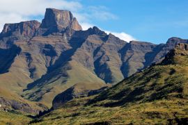 Lais Puzzle - Sentinel Peak im Amphitheater der Drakensberge, Royal Natal National Park, Südafrika - 2.000 Teile