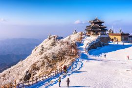 Lais Puzzle - Die Schönheit des Winters auf dem Berg Deogyusan in Muju City, Südkorea - 2.000 Teile