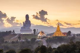 Lais Puzzle - Wat Huay Pla Kang, Chinesischer Tempel in der Provinz Chiang Rai, Schönes Design des Tempels im Norden Thailands - 2.000 Teile