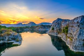 Lais Puzzle - Blaue Lagune (Phu Pha Man) in Khonkaen, Thailand - 2.000 Teile