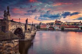 Lais Puzzle - Prag. Bild von Prag, der Hauptstadt der Tschechischen Republik, während eines wunderschönen Sonnenuntergangs - 2.000 Teile