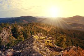 Lais Puzzle - Sonnenuntergang über dem Nationalpark Sumava in der Tschechischen Republik - 2.000 Teile