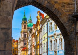 Lais Puzzle - Eintritt in das bunte Viertel Mala Strana in Prag - 1.000 Teile
