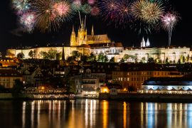 Lais Puzzle - Feuerwerk auf der Prager Burg in der Tschechischen Republik - 2.000 Teile