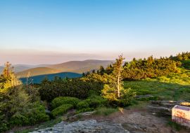 Lais Puzzle - Praded und einige andere Hügel von Cervena hora im Jeseniky-Gebirge in der Tschechischen Republik - 1.000 Teile