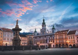 Lais Puzzle - Historisches Zentrum von Ceske Budejovice bei Nacht, Tschechische Republik - 1.000 Teile