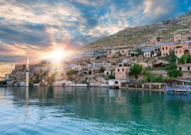 Lais Puzzle - Versunkenes Dorf Halfeti in Gaziantep, Türkei - 1.000 Teile