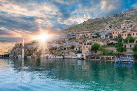 Lais Puzzle - Versunkenes Dorf Halfeti in Gaziantep, Türkei - 2.000 Teile