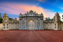 Lais Puzzle - Eingangstor des Dolmabahce-Palastes in Istanbul, Türkei - 2.000 Teile