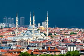 Lais Puzzle - Blick auf die Kocatepe-Moschee in Ankara, Türkei - 2.000 Teile