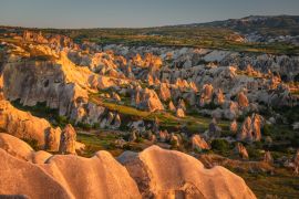 Lais Puzzle - Typische kappadokische Landschaft, in der Nähe von Goreme. Nevsehir, Anatolien, Türkei - 2.000 Teile