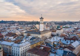 Lais Puzzle - Luftaufnahme des Sonnenuntergangs über der Stadt Lviv - 1.000 Teile