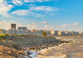Lais Puzzle - Küstenlandschaft in Montevideo Stadt, Uruguay - 1.000 Teile