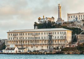 Lais Puzzle - Blick auf das Gefängnis Alcatraz, San Francisco - 1.000 Teile
