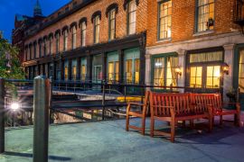 Lais Puzzle - Die River Street in Savannah, Georgia - 2.000 Teile