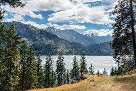 Lais Puzzle - Berge in der Nähe des Lake Chelan - 2.000 Teile