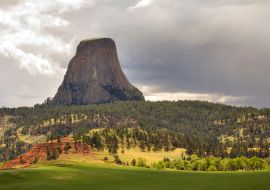 Lais Puzzle - Aussicht auf eine Felsformation vor bewölktem Himmel, USA - 1.000 Teile