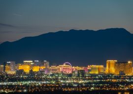 Lais Puzzle - Luftaufnahme des Las Vegas Strip bei Nacht aus einem hohen Winkel - 1.000 Teile