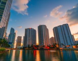 Lais Puzzle - Miami Florida Brickell Key Skyline bei Sonnenaufgang - 40, 100, 200, 500 & 1.000 Teile